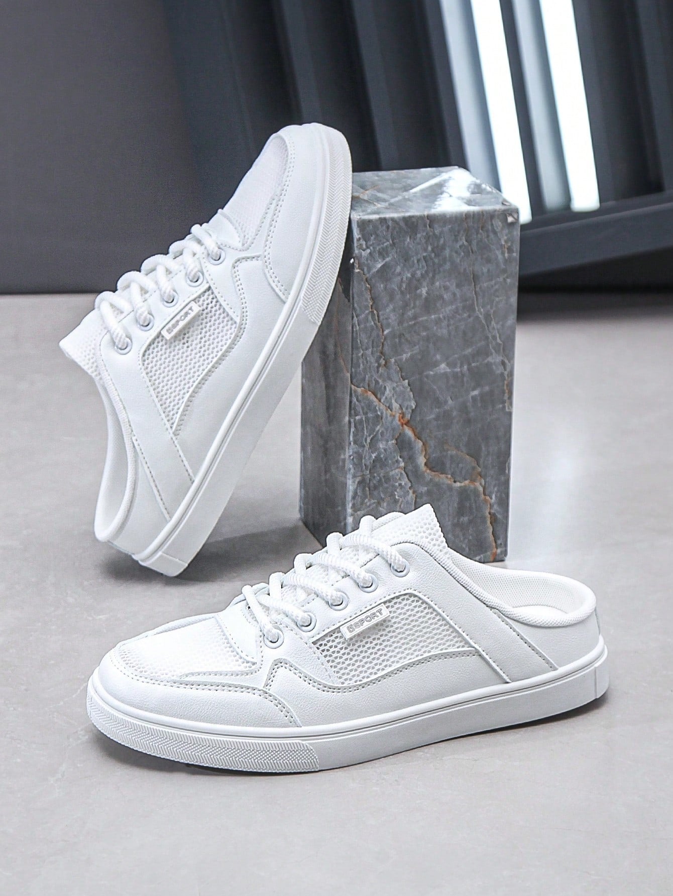 Tênis Casual Mule Lona Com Detalhe Respirável