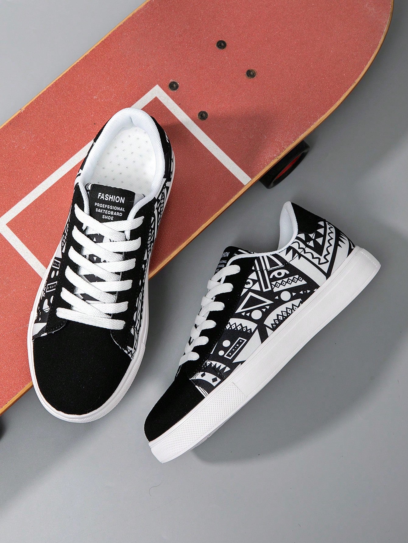 Tênis Street Estampado Tribal Preto E Branco Estilo Urbano