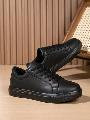 Tênis Casual Couro Design Clean Com Solado Resistente
