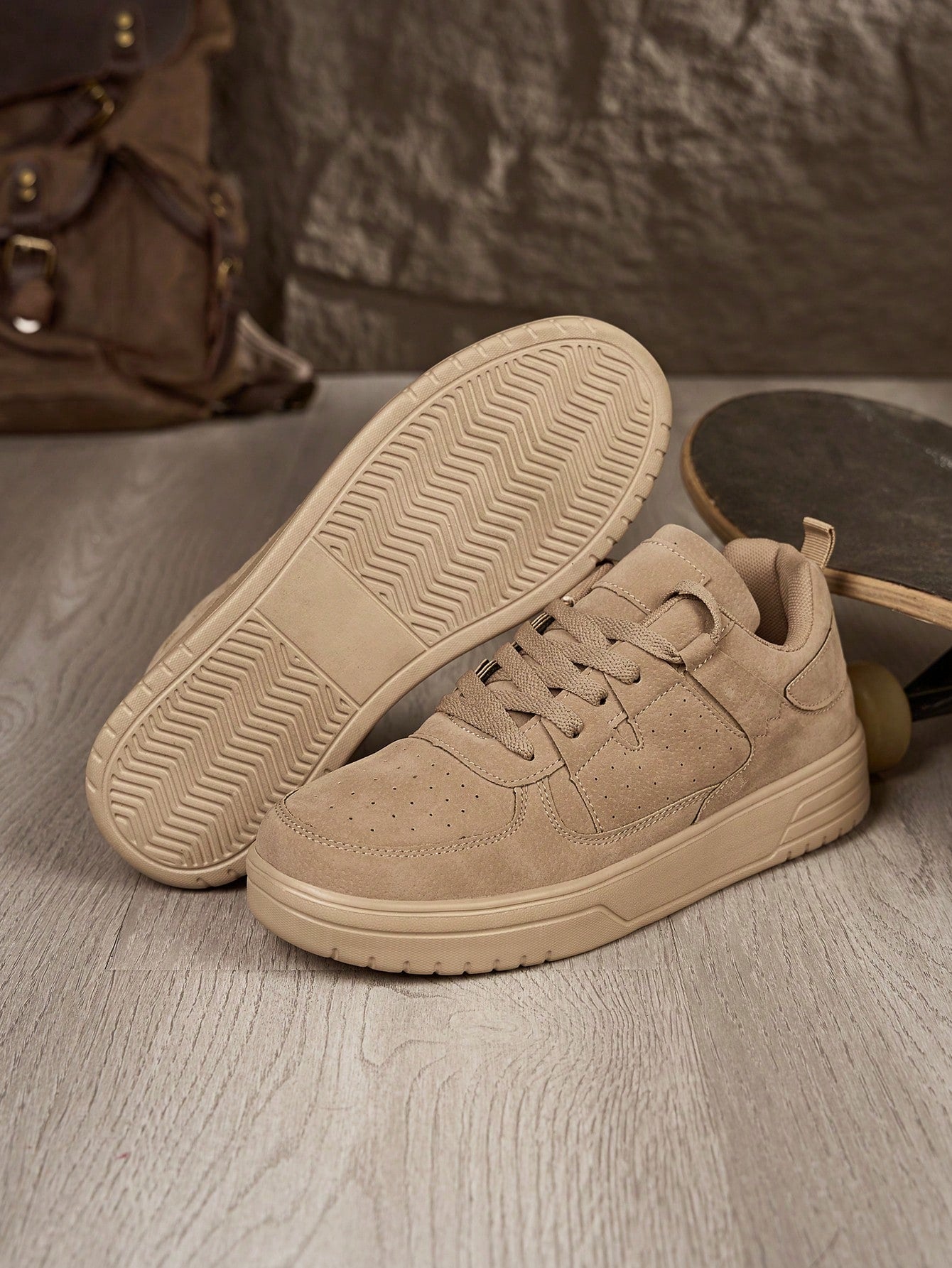 Tênis Street Cano Baixo Estrutura Reforçada