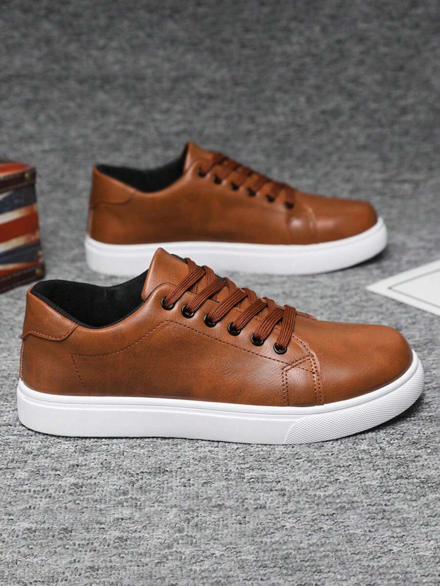 Tênis Casual Couro Sintético Design Moderno Com Solado Grosso