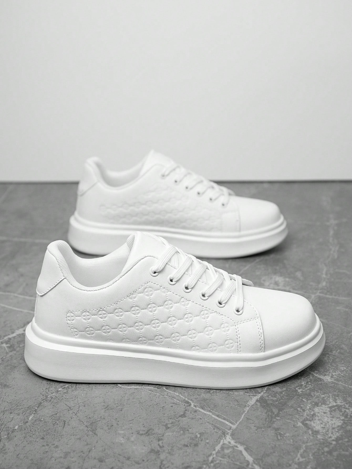 Tênis Casual Sintético Com Textura Lateral E Solado Plataforma