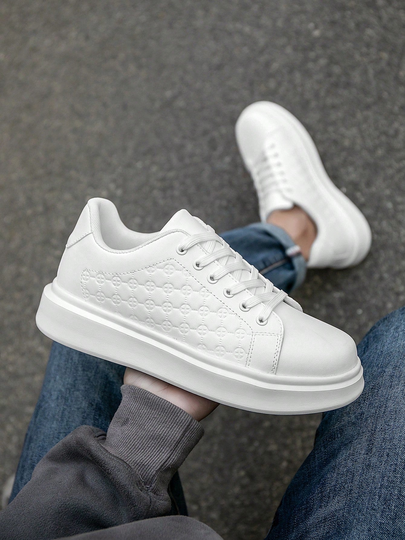 Tênis Casual Sintético Com Textura Lateral E Solado Plataforma