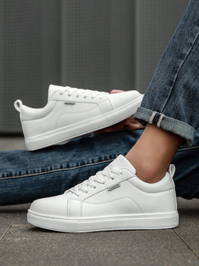 Tênis Casual Minimalista Com Design Moderno