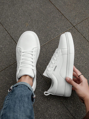 Tênis Casual Minimalista Com Design Moderno