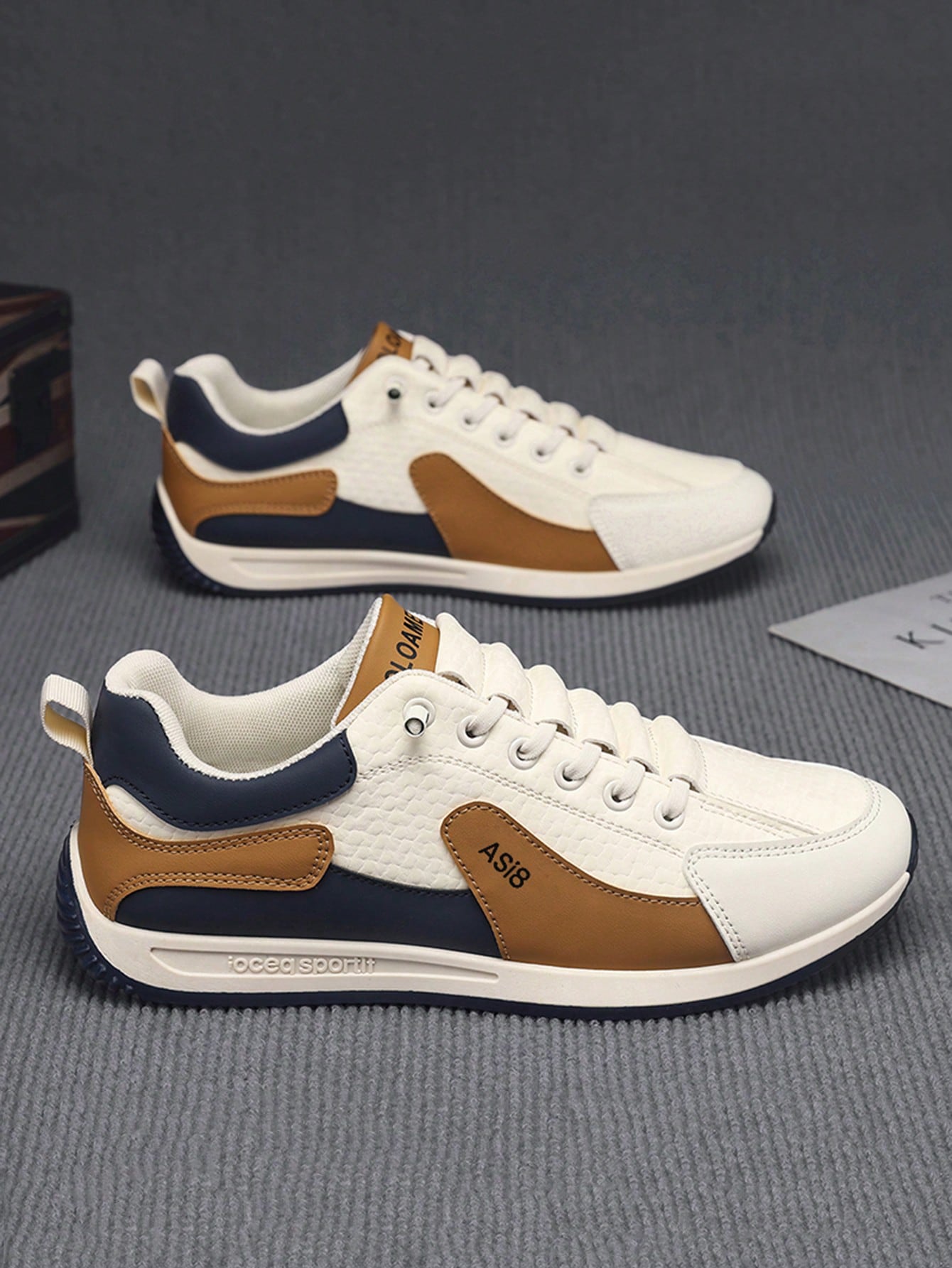 Tênis Casual Confortável Design Esportivo