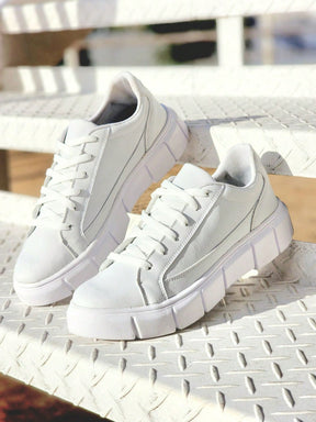 Tênis Chunky Cano Baixo Solado Blocado Moderno