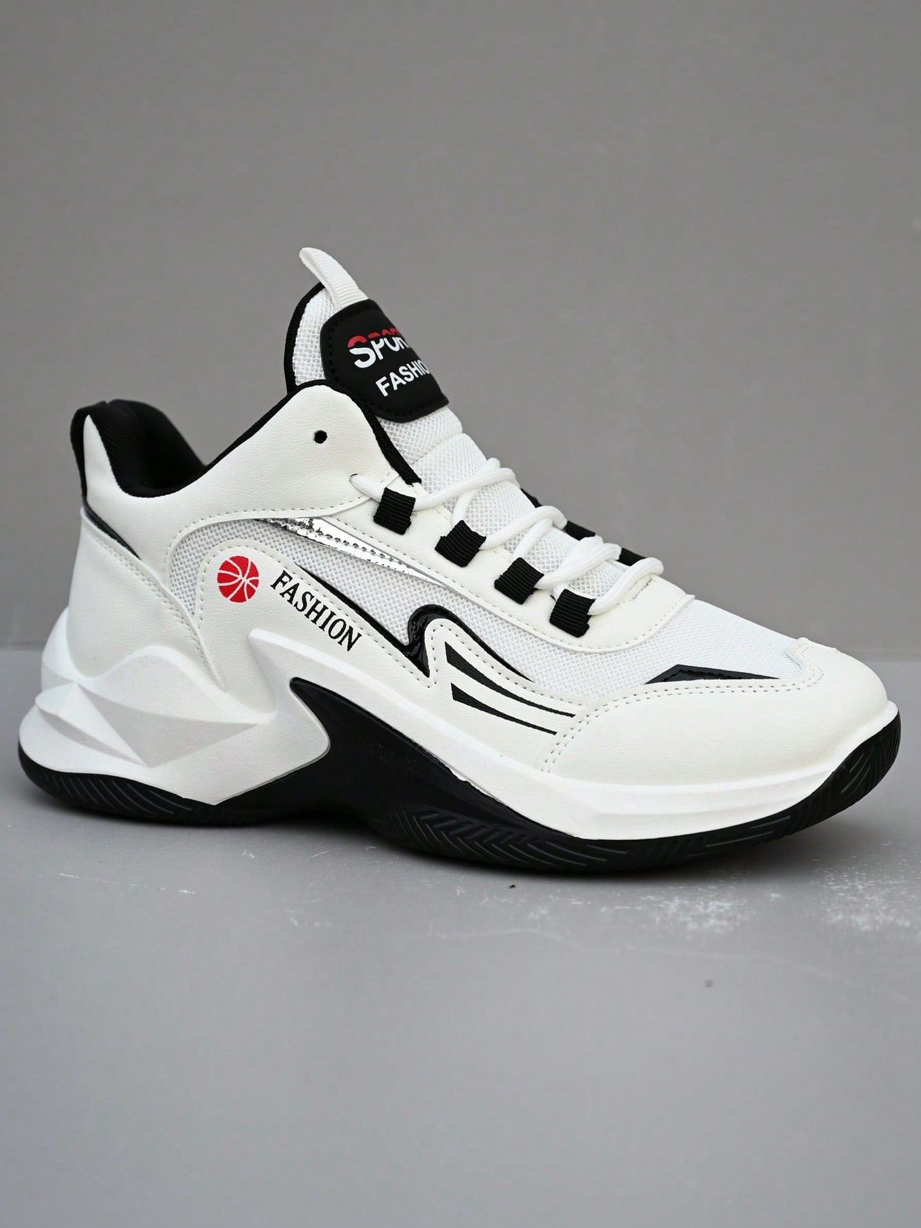 Tênis Casual Design Esportivo Recortes Modernos