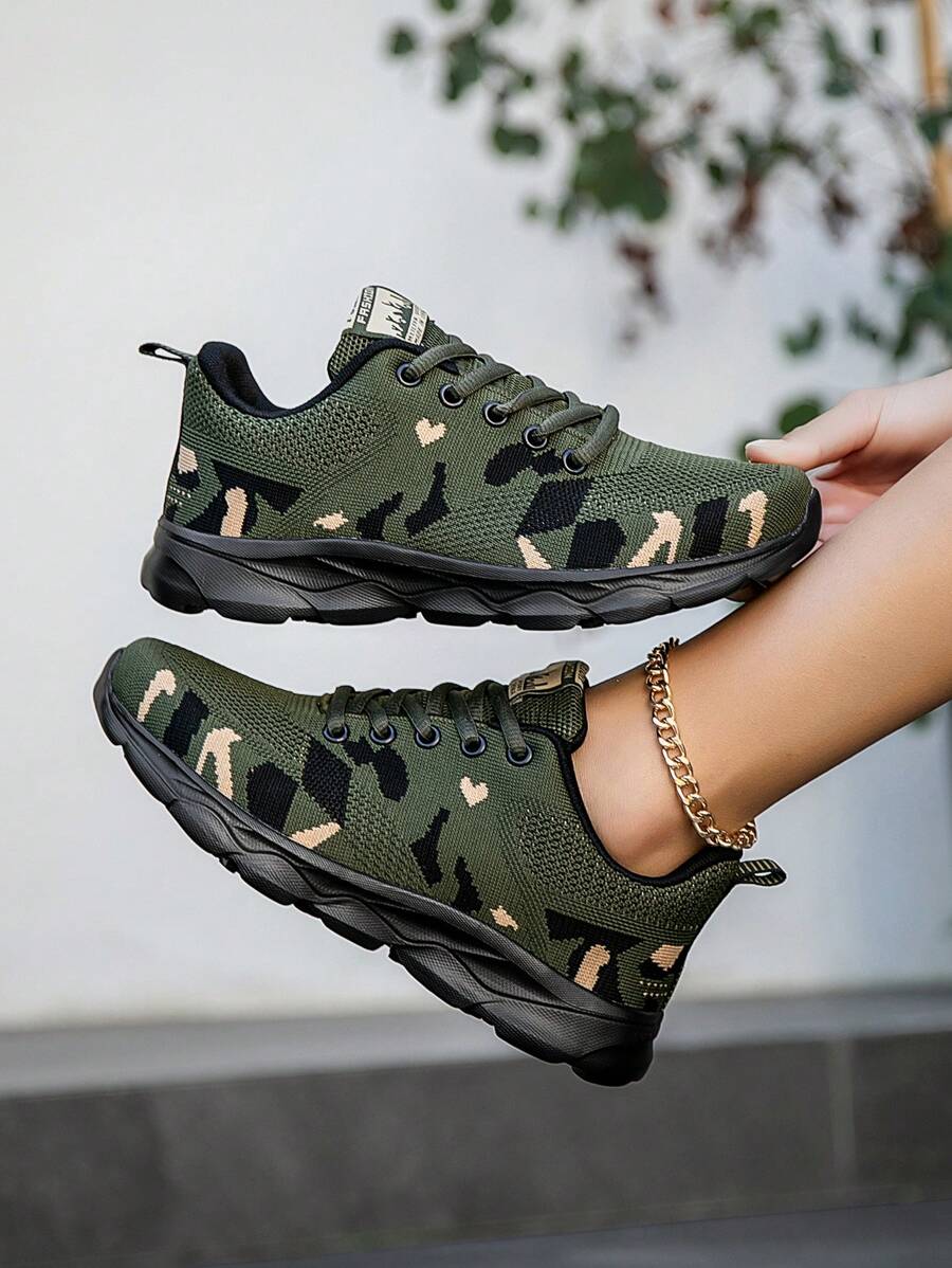 Tênis Corrida Estampado Camuflado Respirável