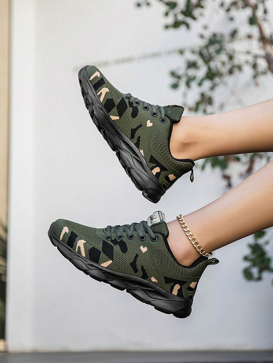 Tênis Corrida Estampado Camuflado Respirável