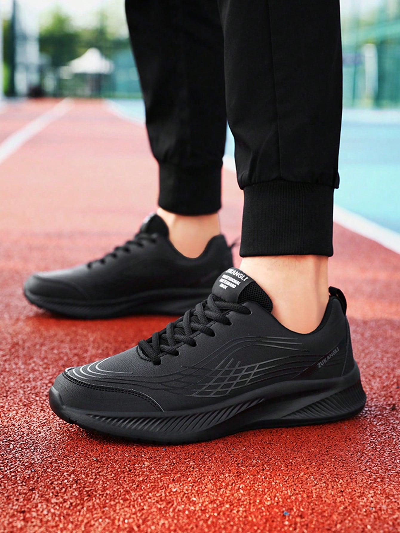 Tênis Corrida Leve Com Design Esportivo