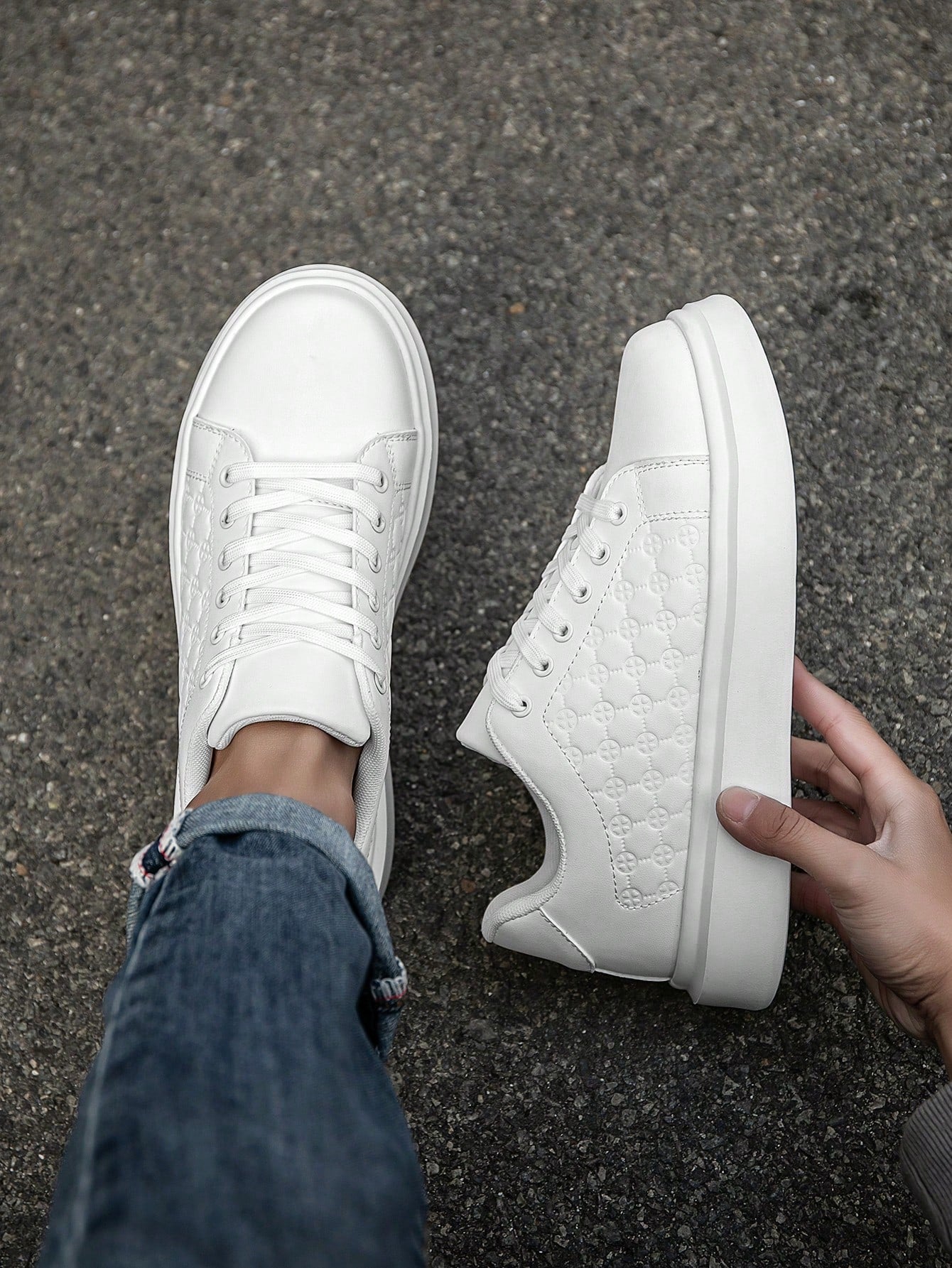 Tênis Casual Sintético Com Textura Lateral E Solado Plataforma