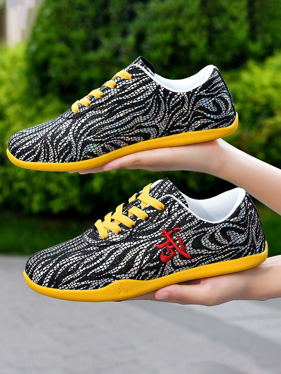 Tênis Casual Tecido Estampado Com Solado Leve Flexível