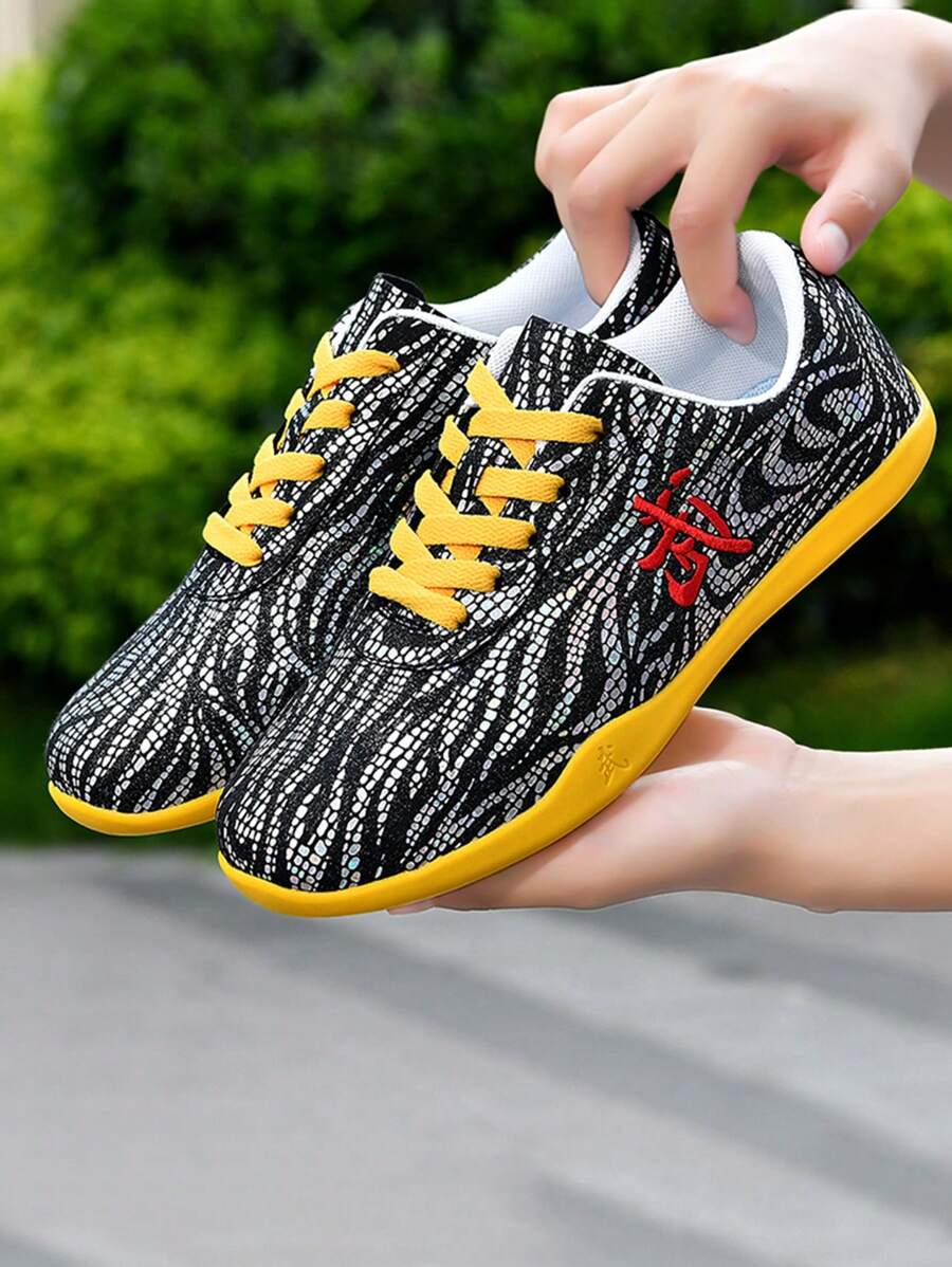 Tênis Casual Tecido Estampado Com Solado Leve Flexível
