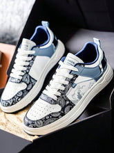 Tênis Casual Estampado Com Perfurações E Solado Resistente