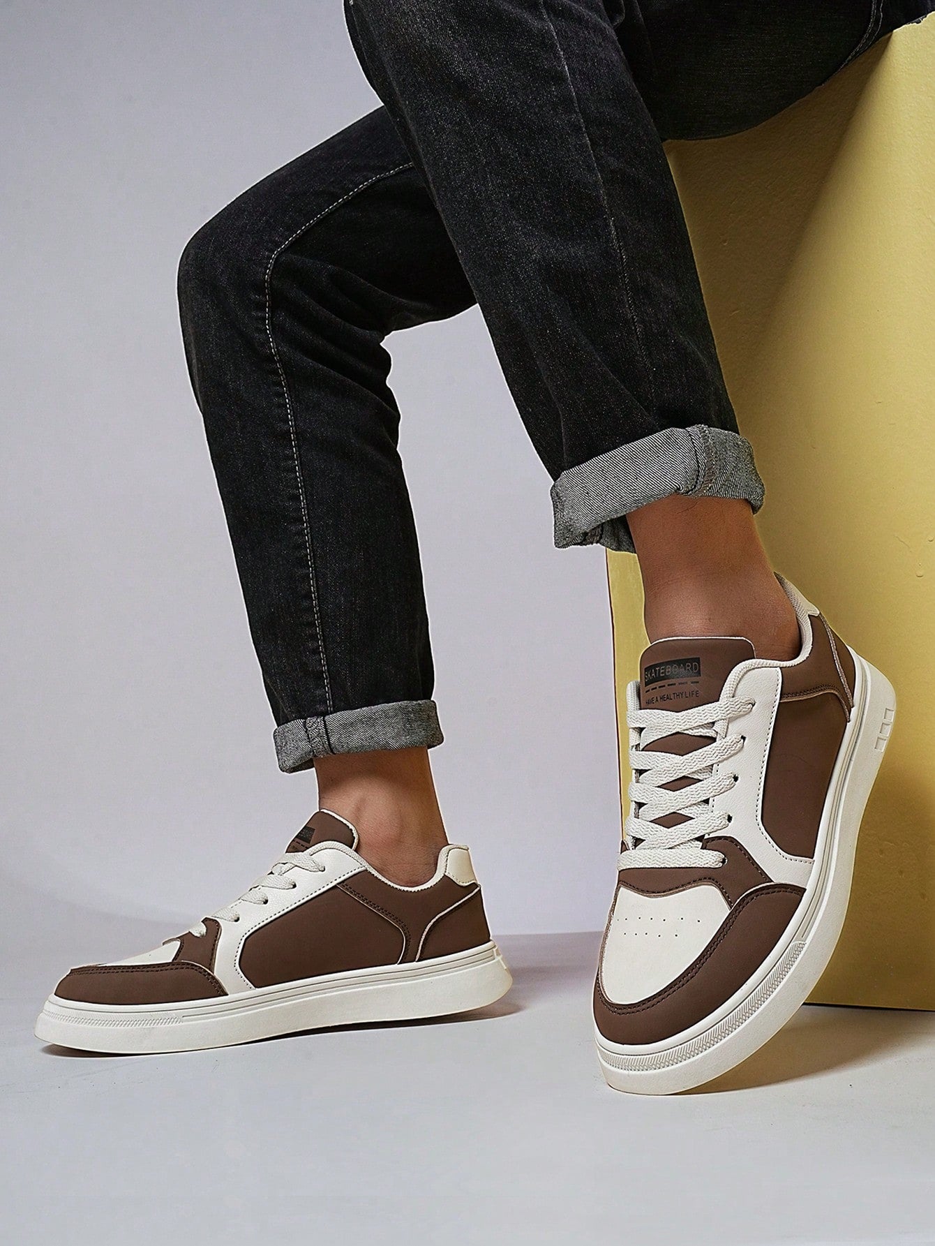 Tênis Casual Cano Baixo Estilo Retrô