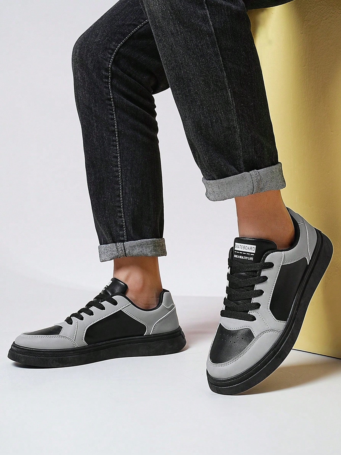Tênis Casual Cano Baixo Estilo Retrô