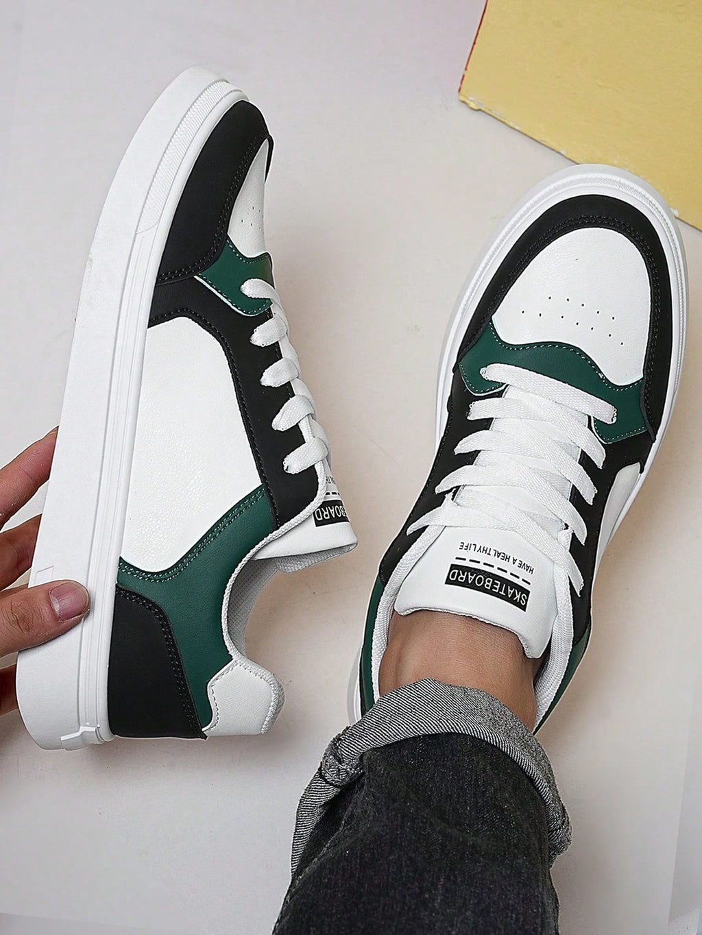 Tênis Casual Cano Baixo Estilo Retrô