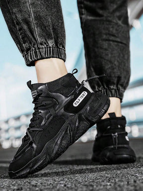 Tênis Chunky Cano Médio Com Solado Tratorado