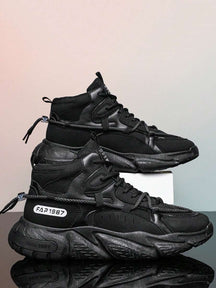 Tênis Chunky Cano Médio Com Solado Tratorado