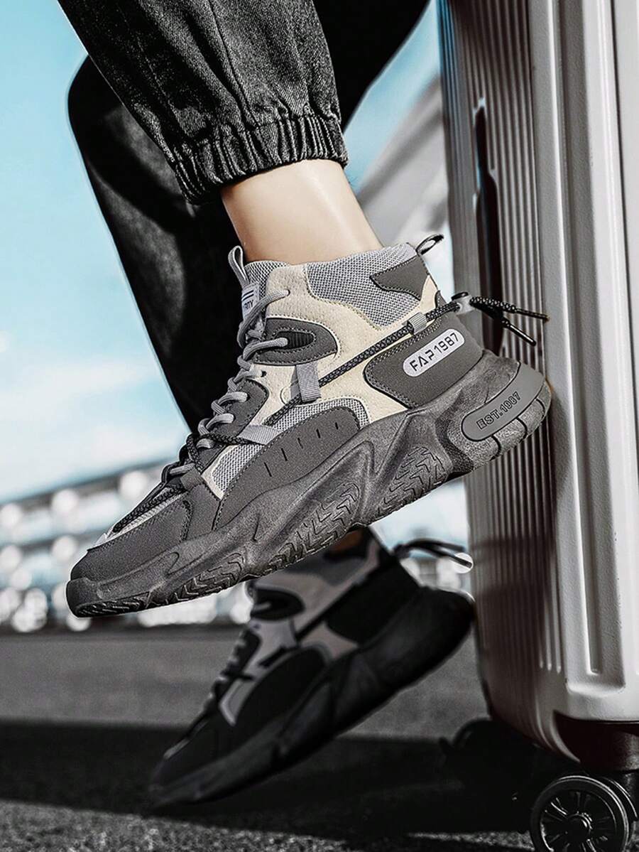 Tênis Chunky Cano Médio Com Solado Tratorado