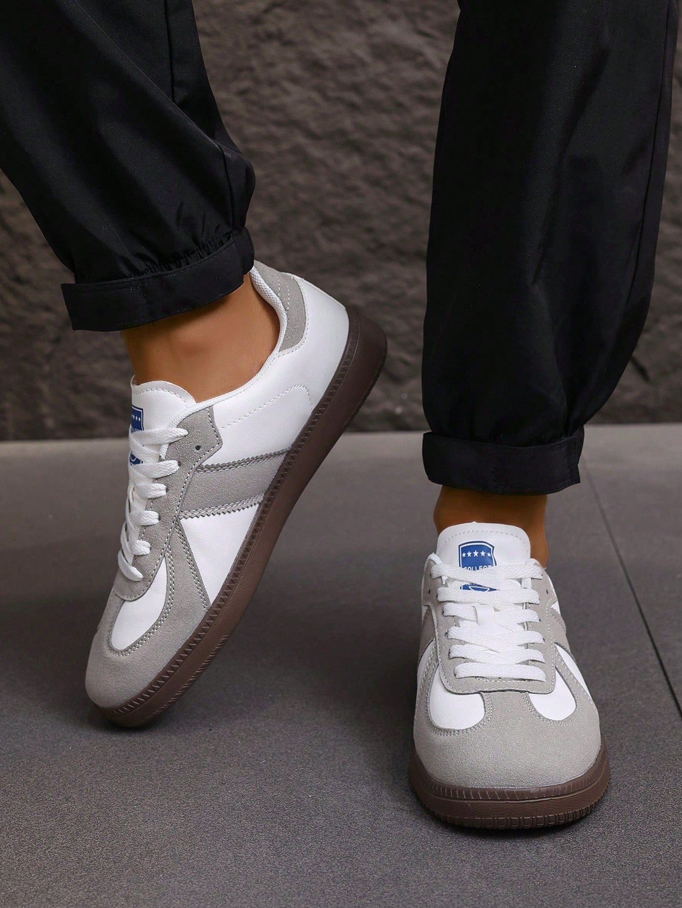 Tênis Casual Camurça Design Retrô Com Solado Resistente