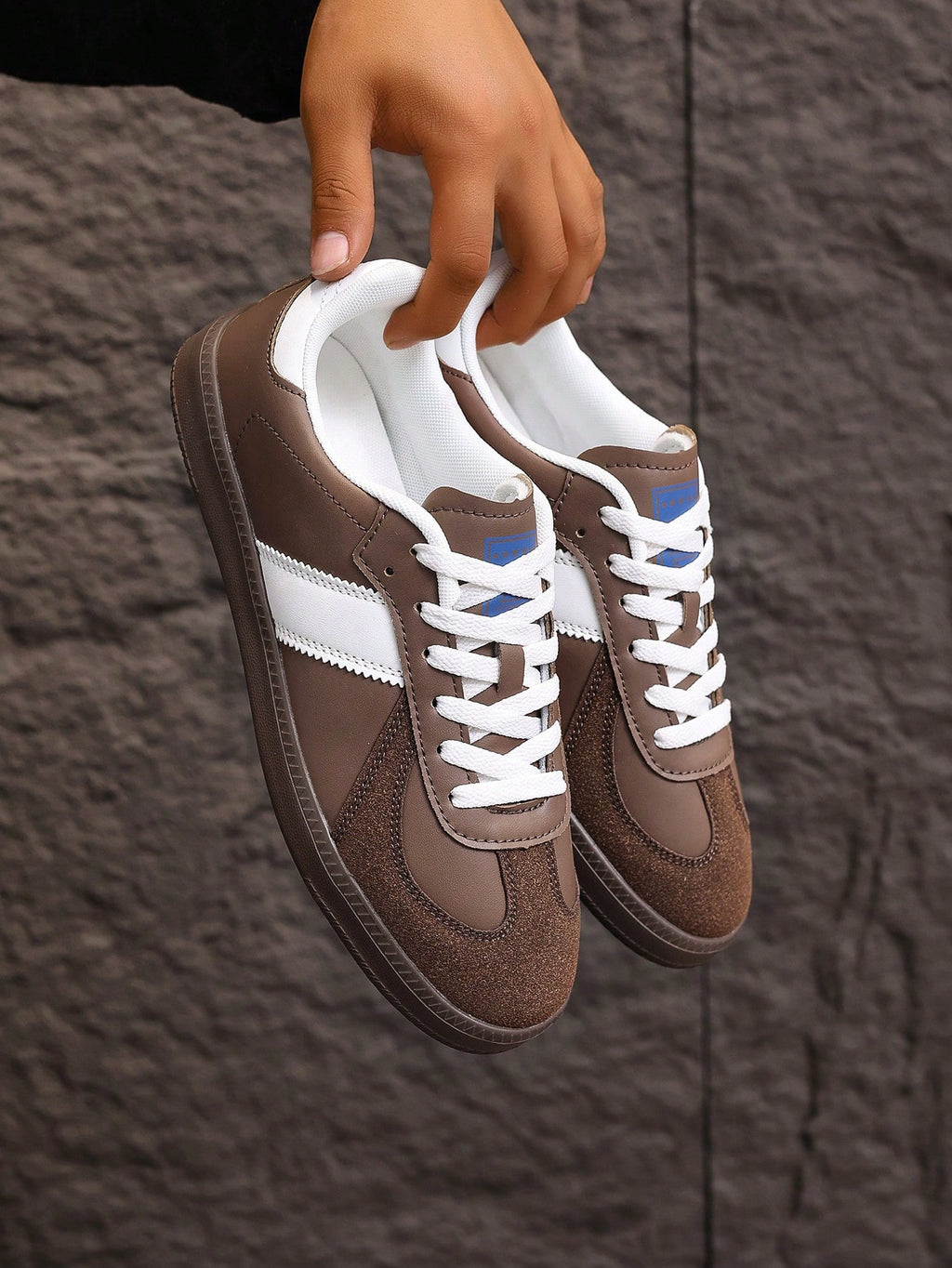 Tênis Casual Camurça Design Retrô Com Solado Resistente
