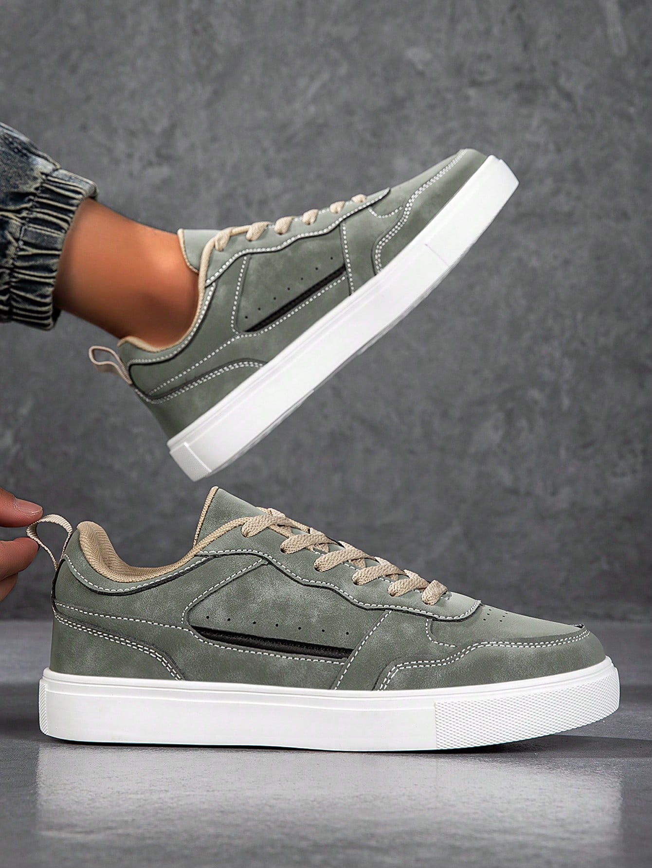 Tênis Casual Cano Baixo Estruturado Com Costuras