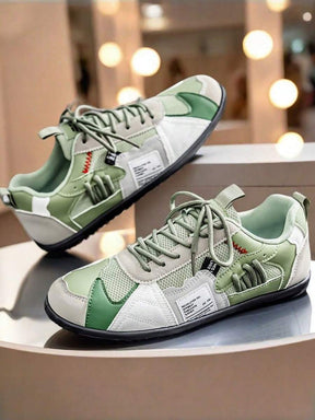 Tênis Casual Com Cabedal Multimaterial E Solado Resistente