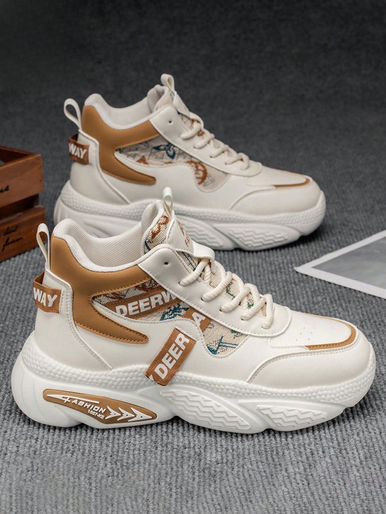 Tênis Chunky Cano Alto Sola Tratorada Imponente