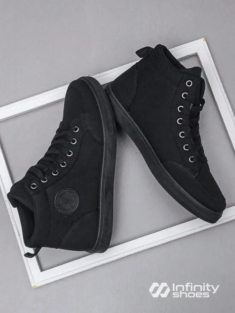 Tênis Casual Cano Alto Lona Estruturada Solado Resistente Tênis Casual Cano Alto Lona Estruturada Solado Resistente