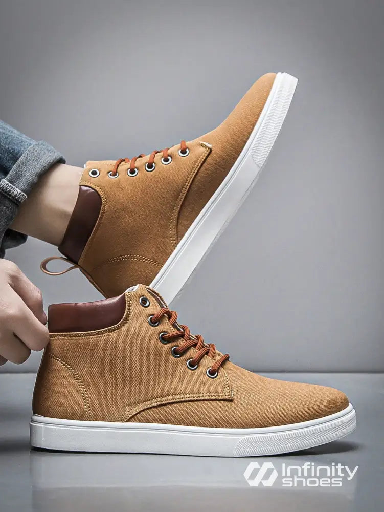 Tênis Casual Cano Médio Lona Detalhe Acolchoado Tênis Casual Cano Médio Lona Detalhe Acolchoado