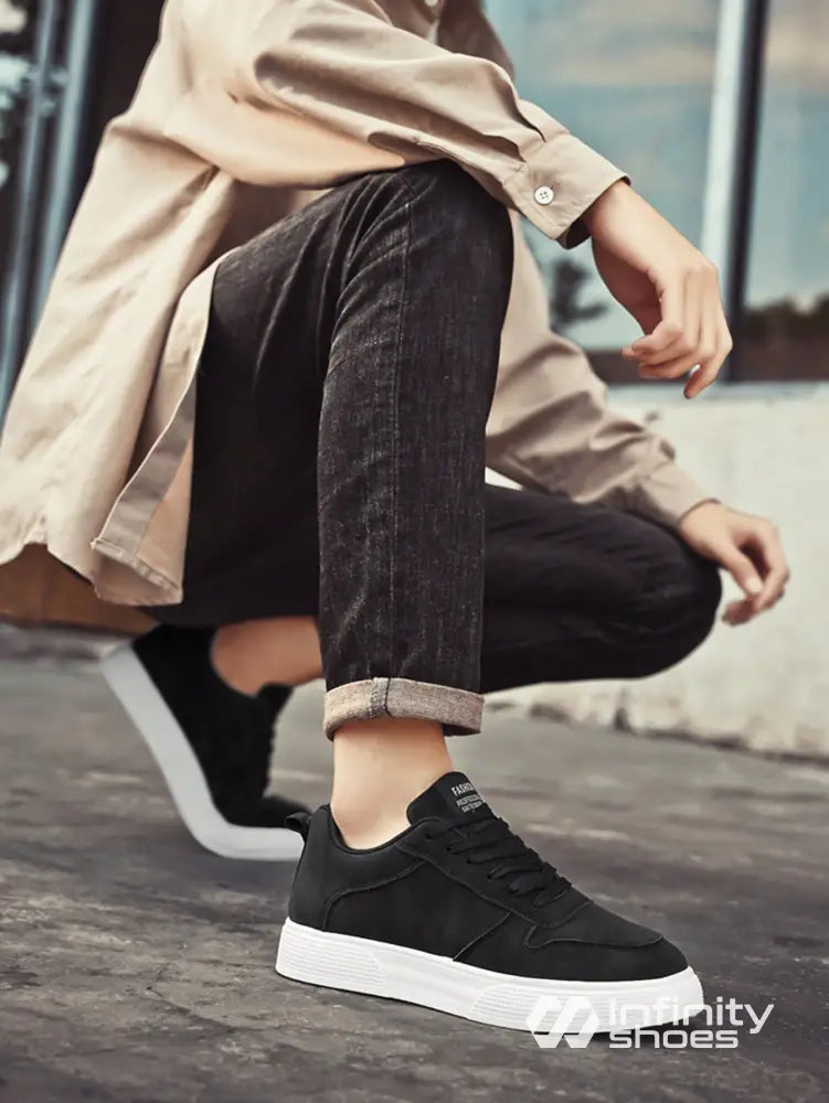 Tênis Casual Com Cadarço Estiloso Tênis Casual Com Cadarço Estiloso