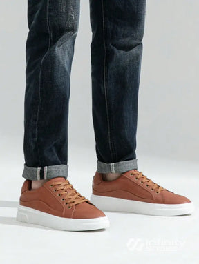 Tênis Casual Conforto Urbano Solado Grosso Tênis Casual Conforto Urbano Solado Grosso