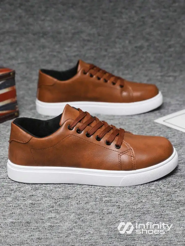 Tênis Casual Couro Sintético Design Moderno Com Solado Grosso Tênis Casual Couro Sintético Design Moderno Com Solado