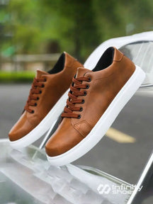 Tênis Casual Couro Sintético Design Moderno Com Solado Grosso Marrom / 36 Tênis Casual Couro Sintético Design Moderno