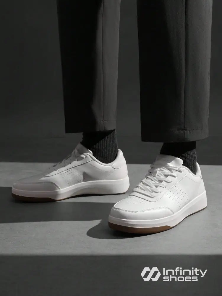 Tênis Casual Perfurado Com Solado Baixo Antiderrapante Tênis Casual Perfurado Com Solado Baixo Antiderrapante