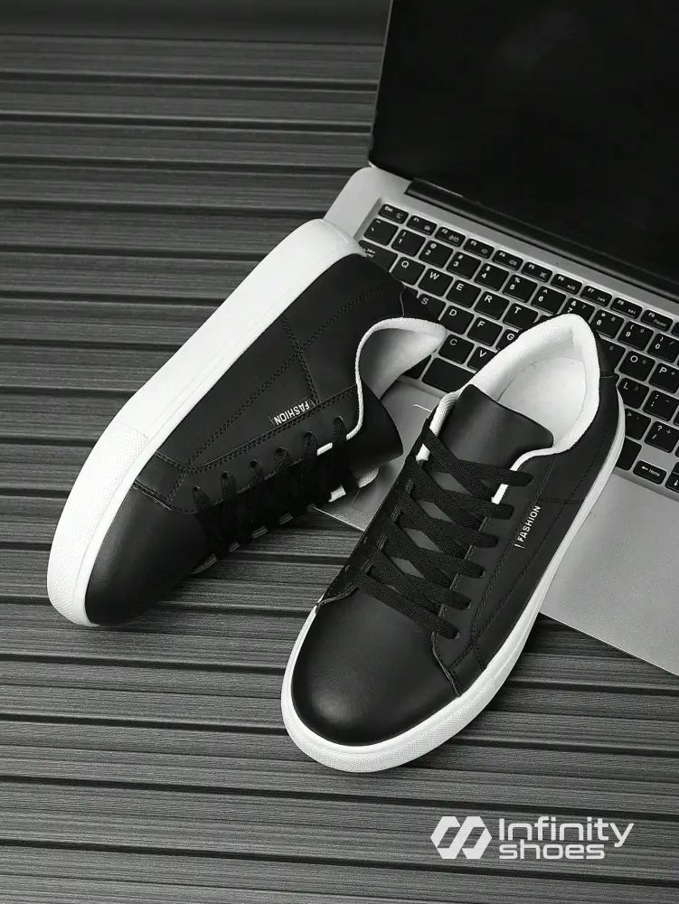 Tênis Casual Sintético Com Costura Lateral E Solado Tênis Casual Sintético Com Costura Lateral E Solado