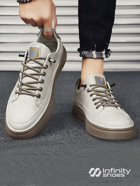 Tênis Casual Sintético Com Solado Alto Estilizado Tênis Casual Sintético Com Solado Alto Estilizado