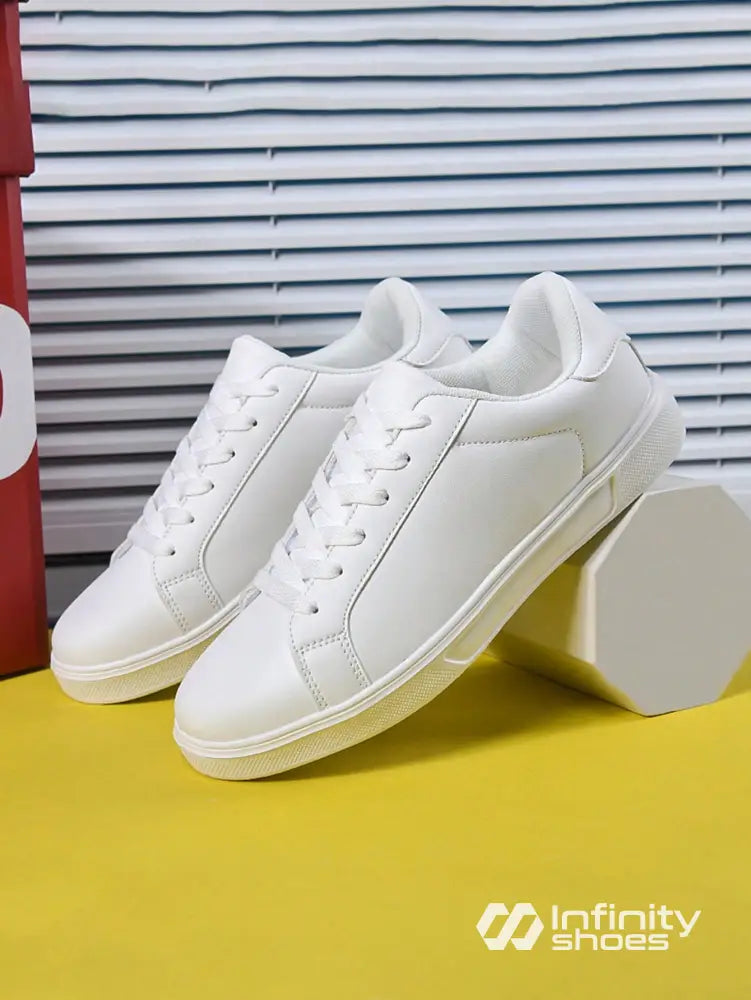 Tênis Casual Sintético Com Solado Baixo Estruturado Tênis Casual Sintético Com Solado Baixo Estruturado