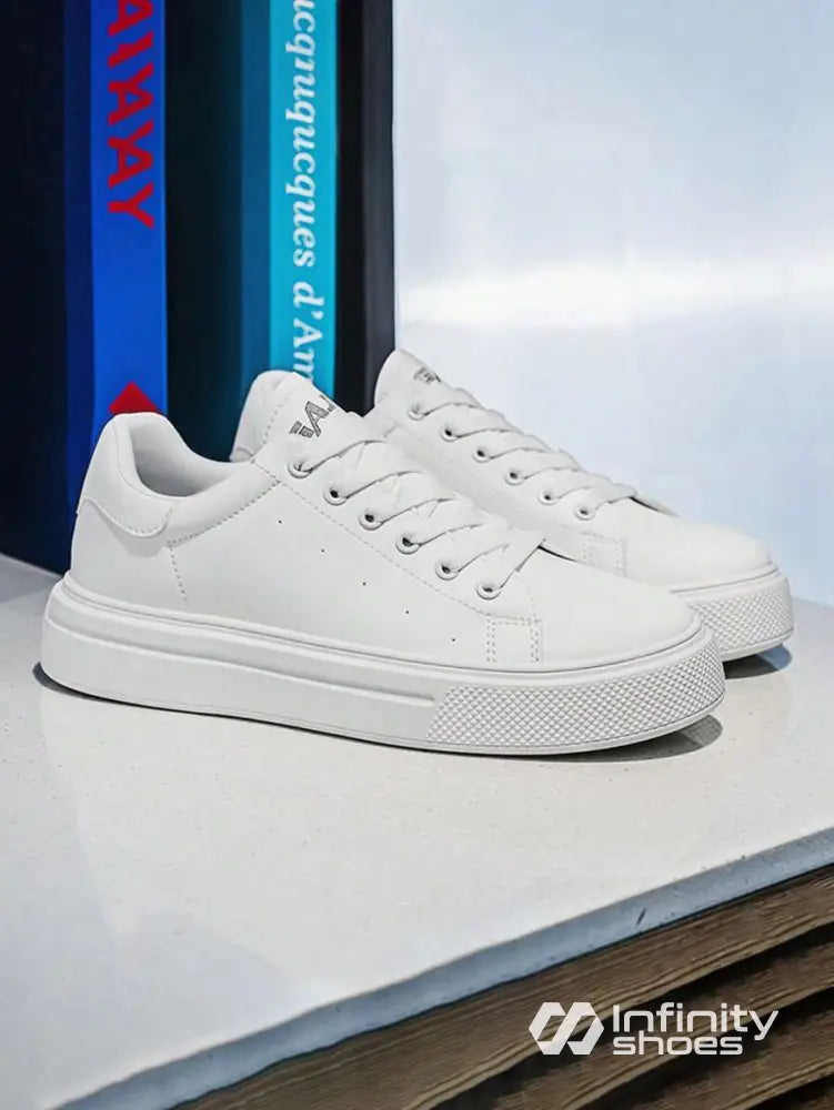 Tênis Casual Sintético Com Solado Plataforma Reforçado Tênis Casual Sintético Com Solado Plataforma Reforçado