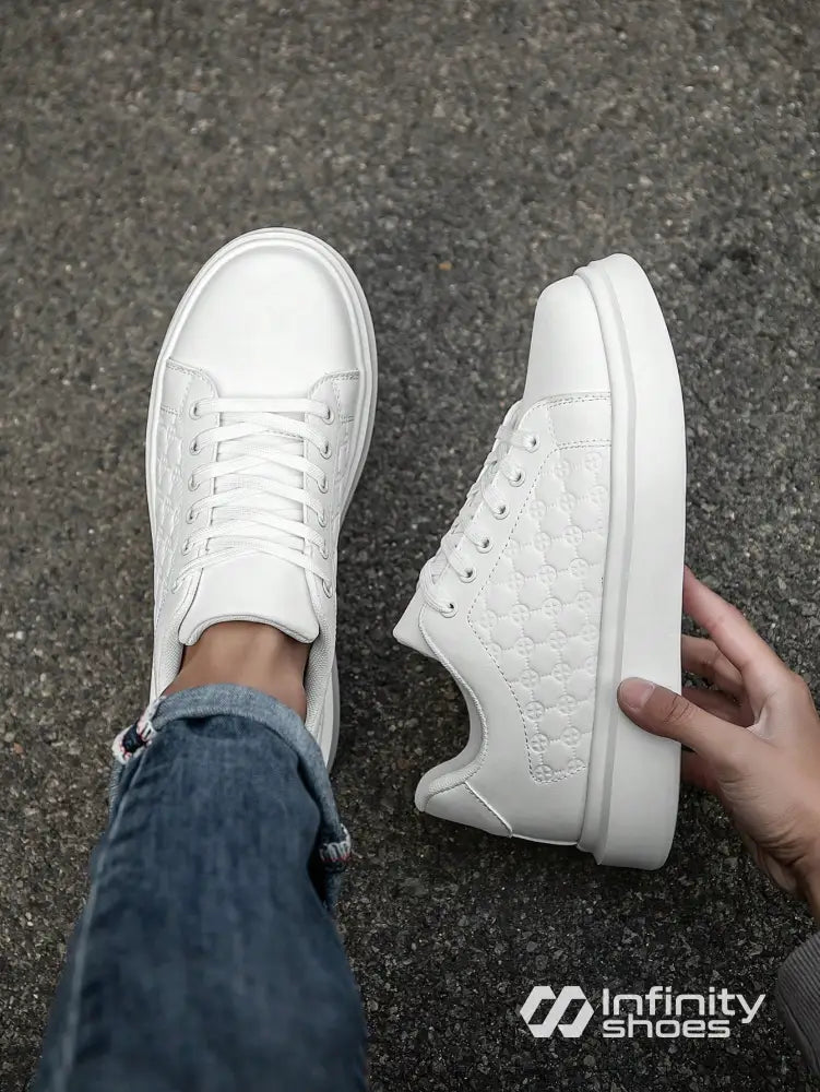 Tênis Casual Sintético Com Textura Lateral E Solado Plataforma Tênis Casual Sintético Com Textura Lateral E Solado