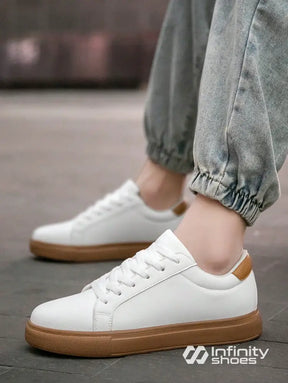 Tênis Casual Sintético Design Clássico Com Solado Emborrachado Branco / 36 Tênis Casual Sintético Design Clássico Com