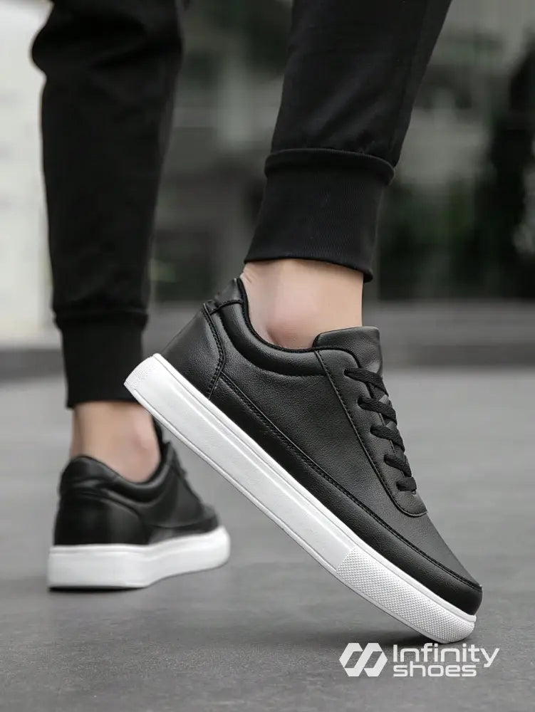 Tênis Casual Sintético Texturizado Com Solado Reto Tênis Casual Sintético Texturizado Com Solado Reto