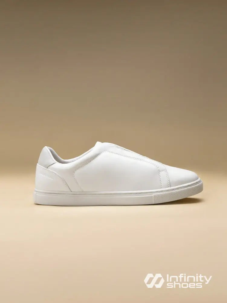 Tênis Casual Slip On Com Solado Baixo Confortável Tênis Casual Slip On Com Solado Baixo Confortável