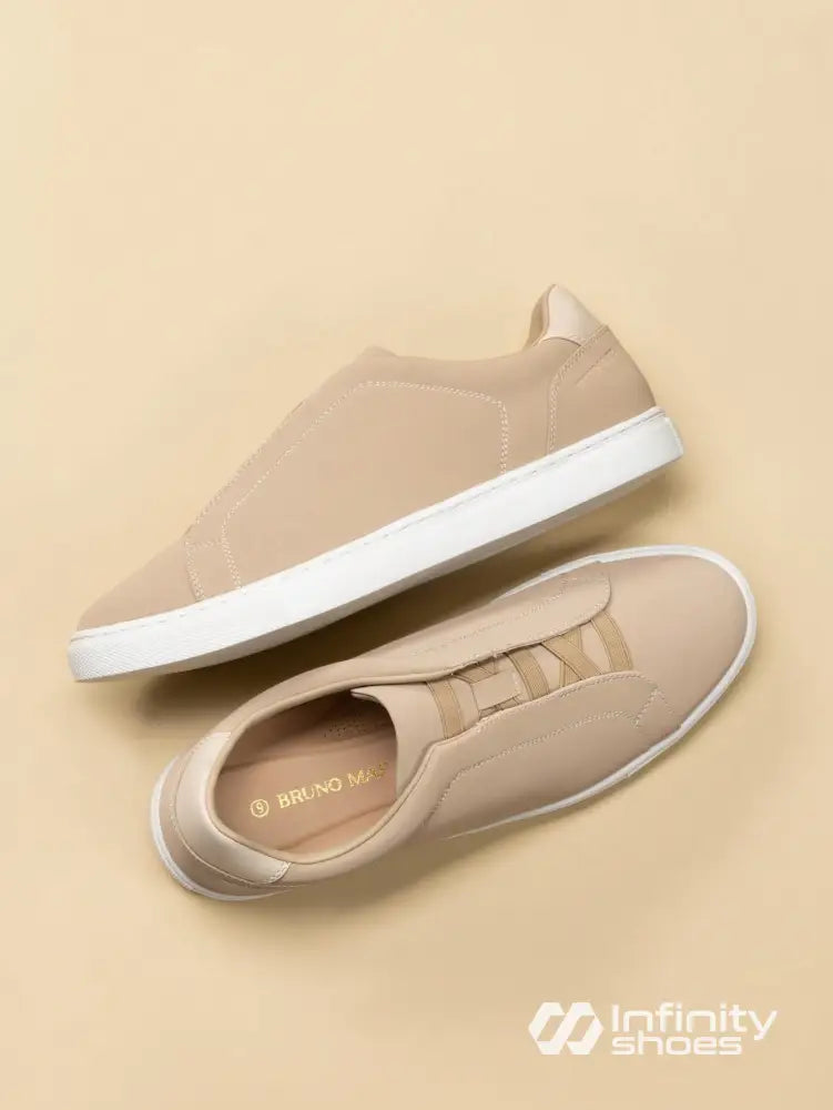 Tênis Casual Slip On Com Solado Baixo Confortável Tênis Casual Slip On Com Solado Baixo Confortável