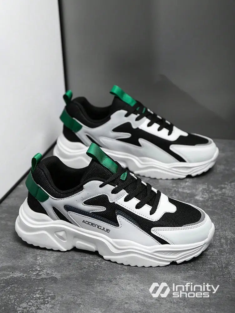 Tênis Chunky Cano Baixo Recortes Modernos Preto e Branco / 36 Tênis Chunky Cano Baixo Recortes Modernos