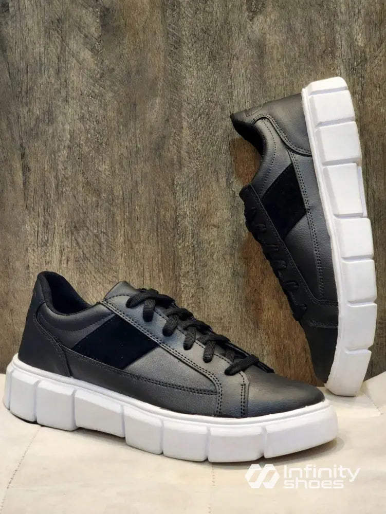 Tênis Chunky Cano Baixo Solado Blocado Moderno Tênis Chunky Cano Baixo Solado Blocado Moderno