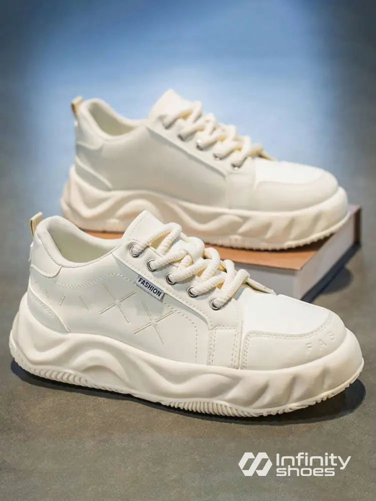 Tênis Chunky Design Moderno Estrutura Robusta Tênis Chunky Design Moderno Estrutura Robusta