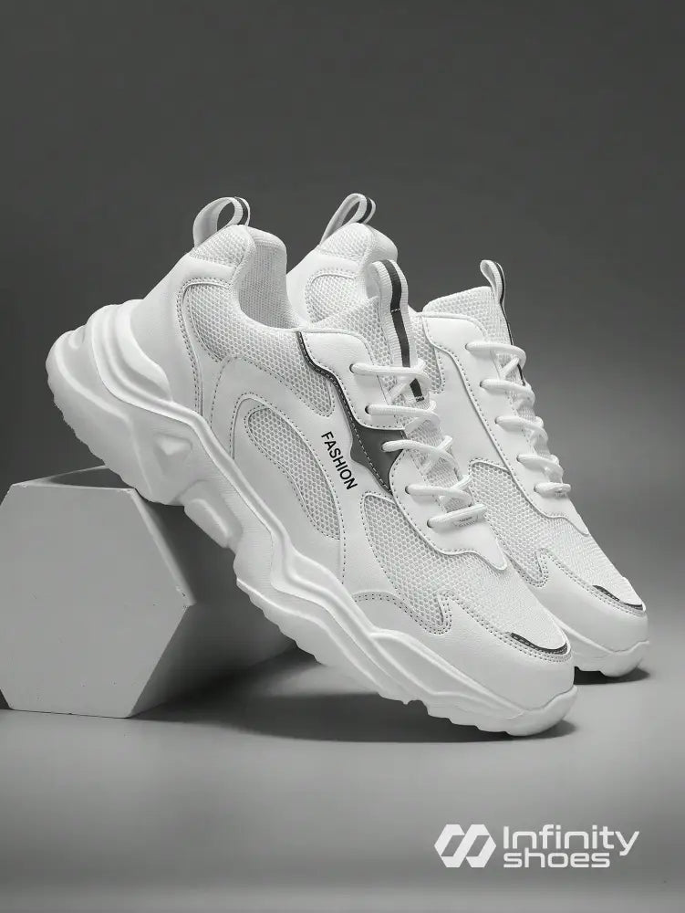 Tênis Corrida Com Sola Tratorada Design Robusto Tênis Corrida Com Sola Tratorada Design Robusto